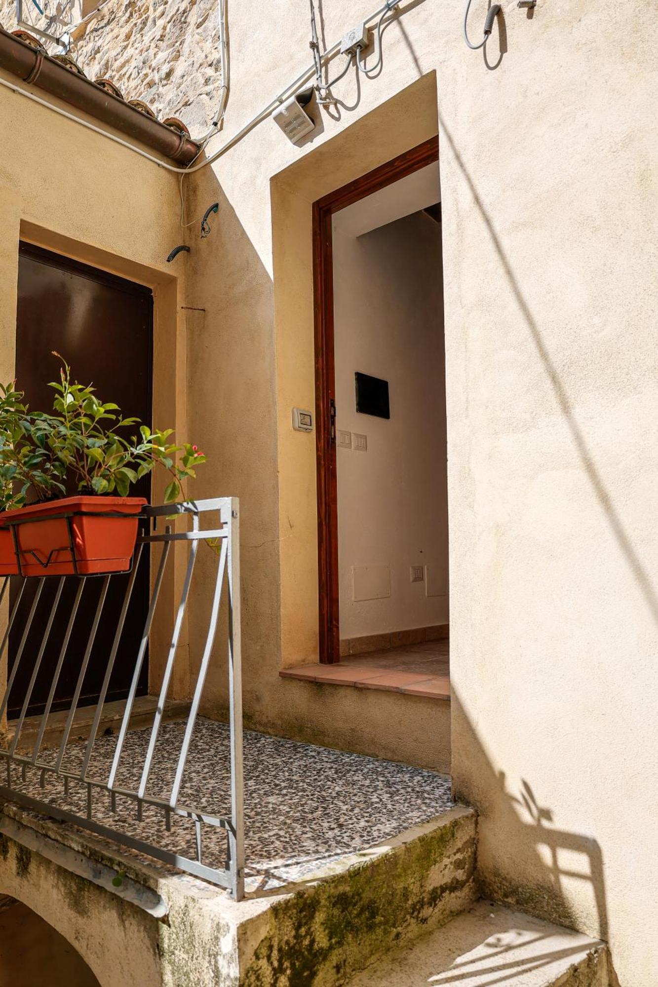 La Portella Quiet Residence Oriolo  المظهر الخارجي الصورة